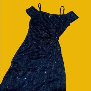Candalite Petite dark blue sequin off shoulder formal dress with leg slit sz PL